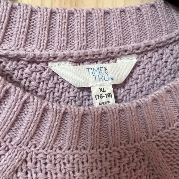 Fringe Sweater Lilac - Picture 3 of 7